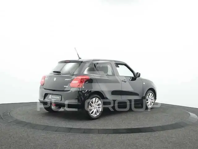 2021 Suzuki SWIFT