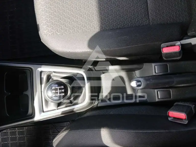 2021 Suzuki SWIFT