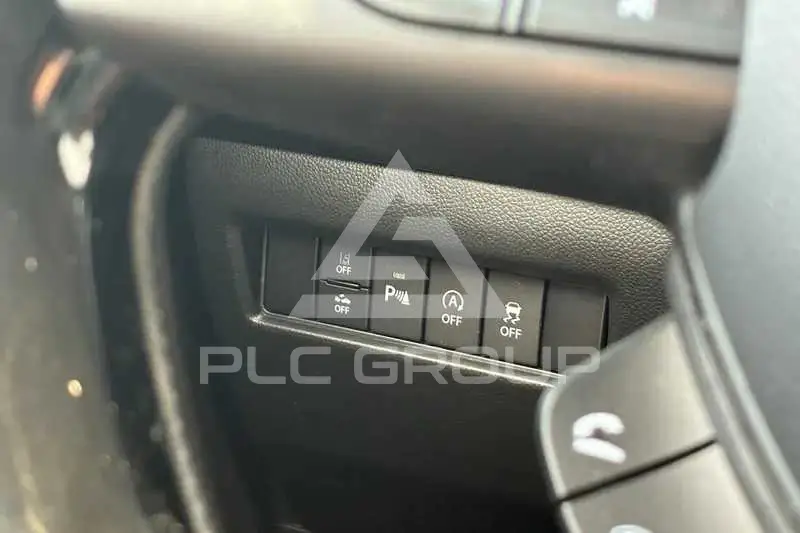 2021 Suzuki SWIFT