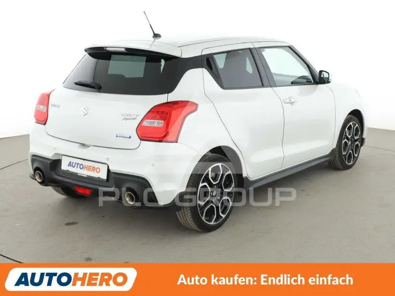 2021 Suzuki SWIFT