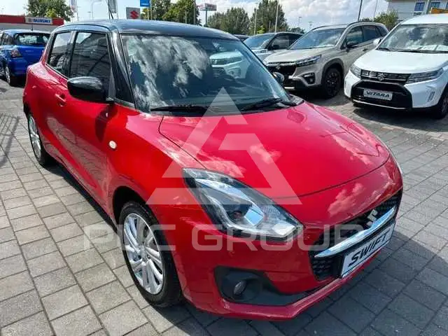 2021 Suzuki SWIFT