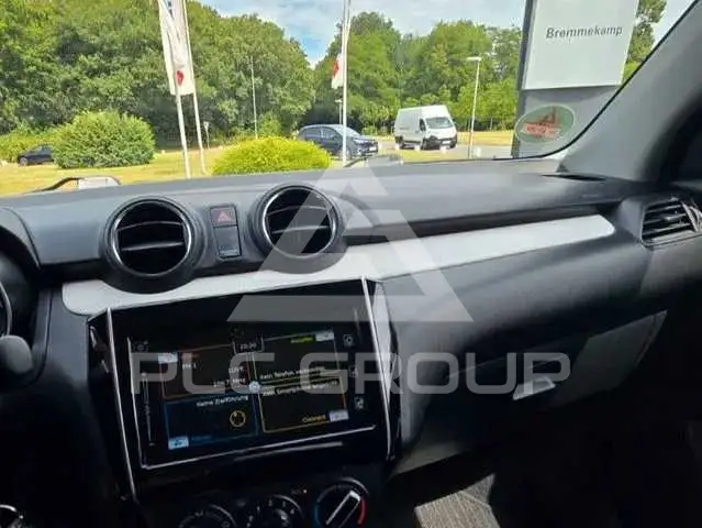 2021 Suzuki SWIFT