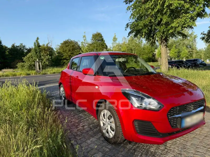 2021 Suzuki SWIFT