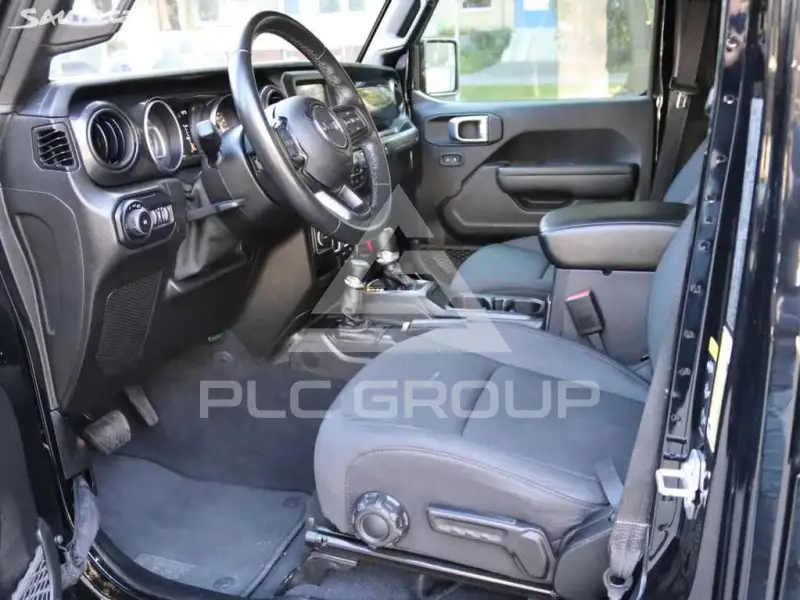 2021 Jeep WRANGLER