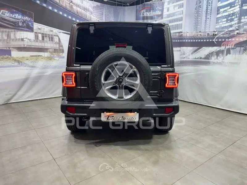 2021 Jeep WRANGLER