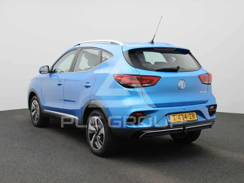 2021 MG ZS