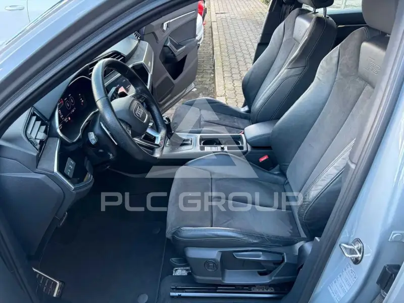 2021 Audi RSQ3
