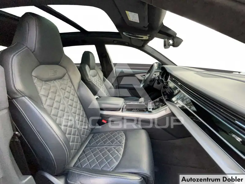 2021 Audi SQ8