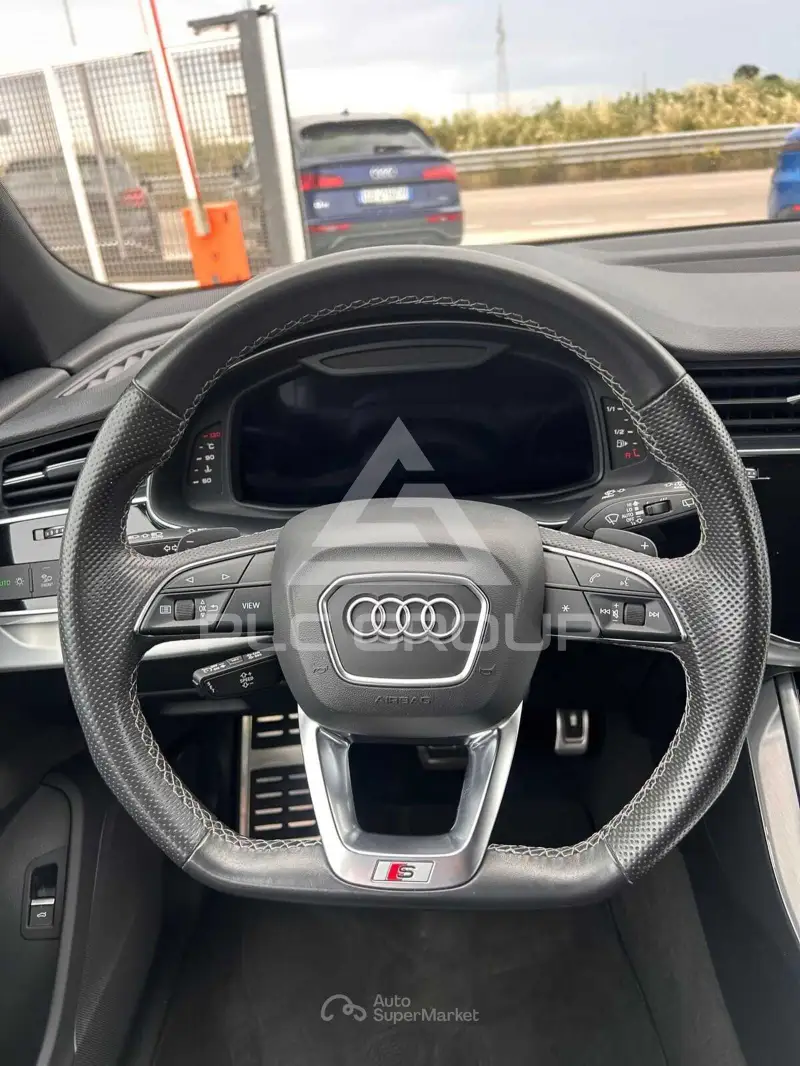 2021 Audi Q8