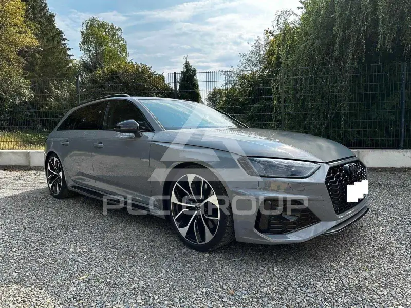 2021 Audi RS4