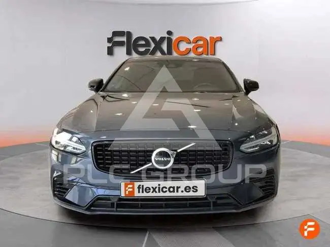 2021 Volvo S90