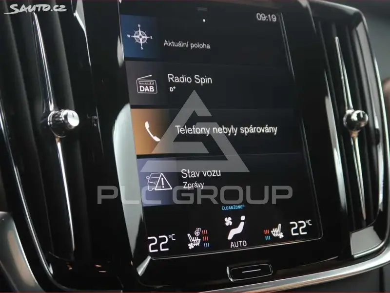 2021 Volvo S90