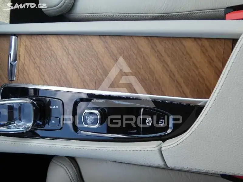 2021 Volvo XC90
