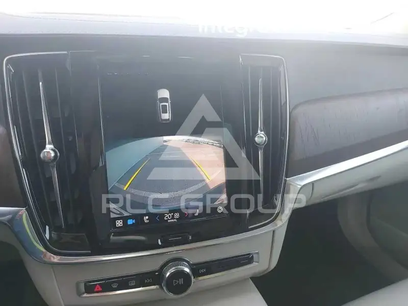 2021 Volvo V90