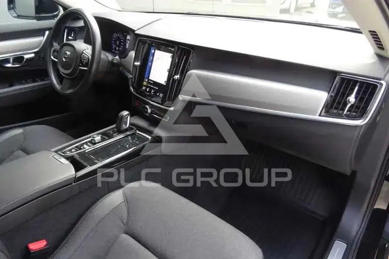 2021 Volvo V90