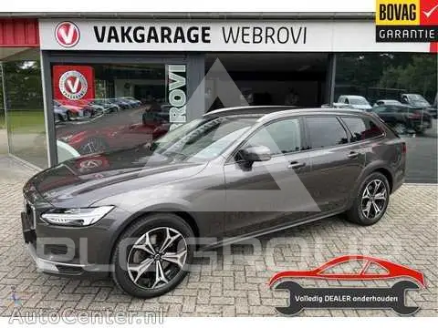 2021 Volvo V90
