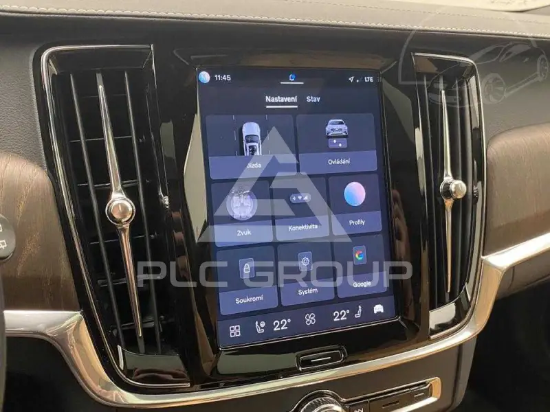 2021 Volvo V90