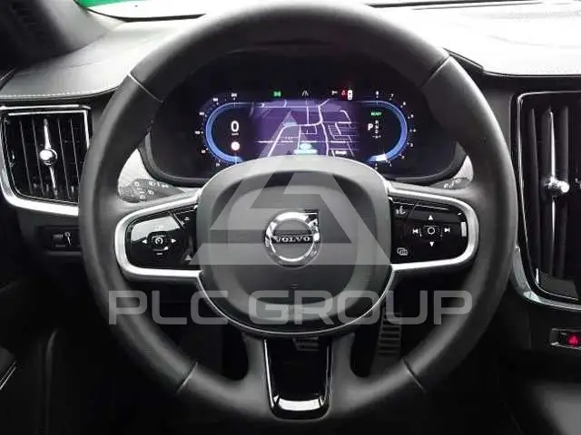 2021 Volvo V90