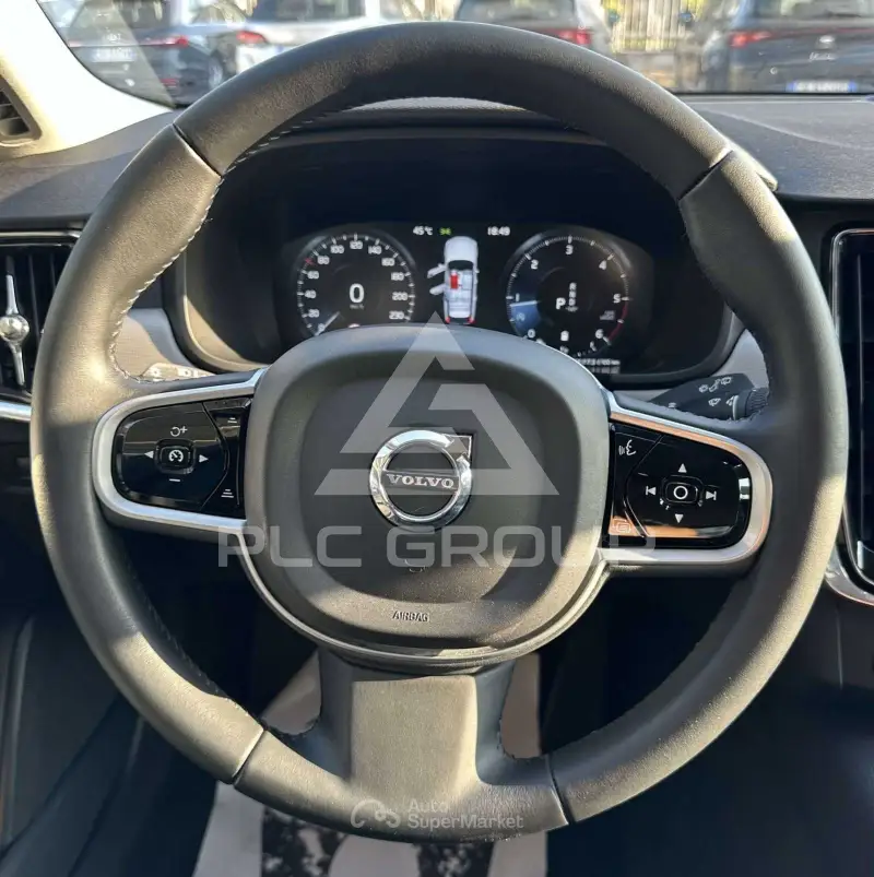 2021 Volvo V90