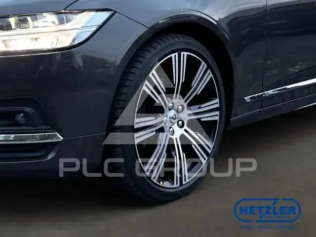 2021 Volvo V90