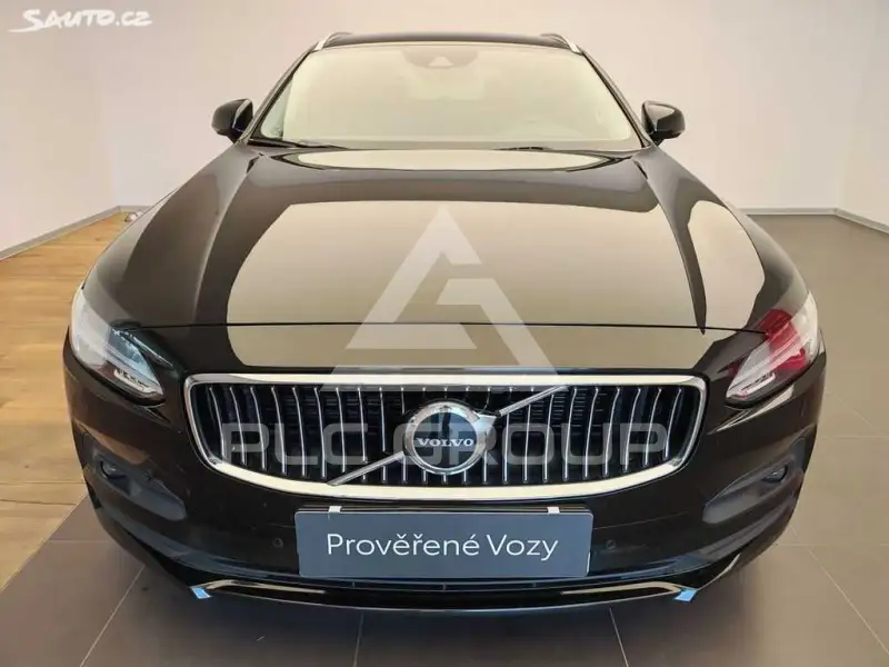 2021 Volvo V90