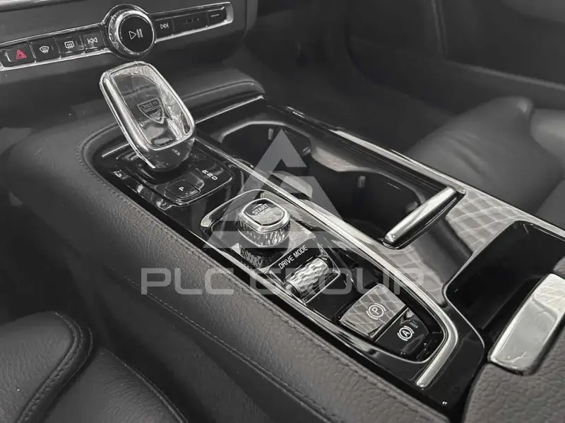 2021 Volvo V90