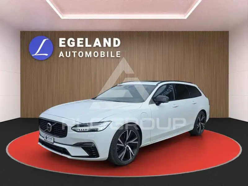 2021 Volvo V90