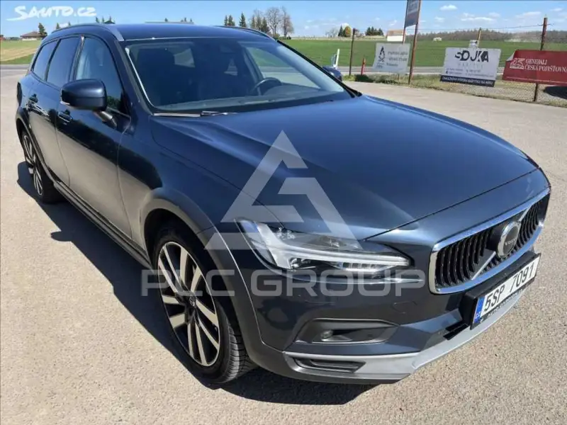 2021 Volvo V90