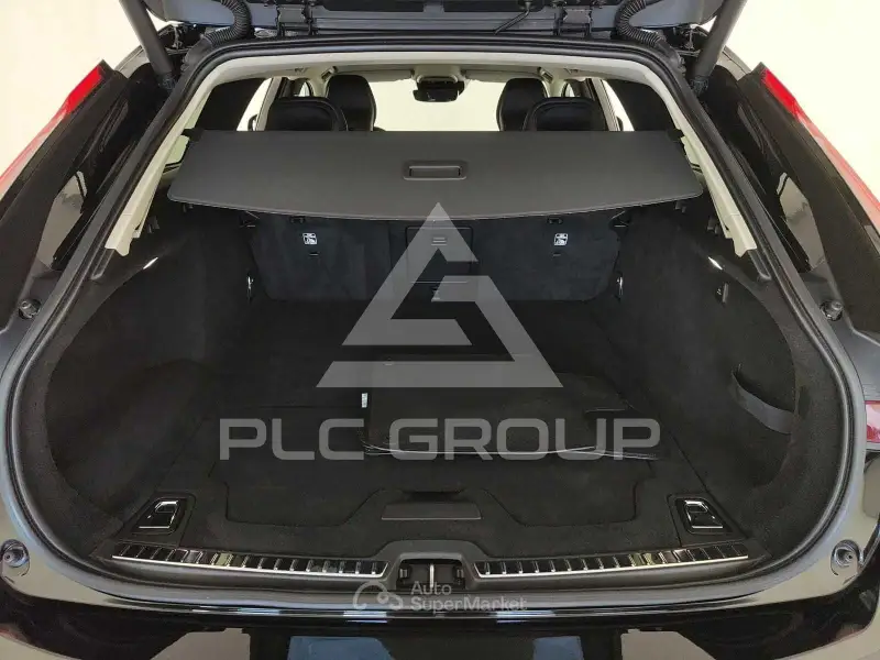 2021 Volvo V90