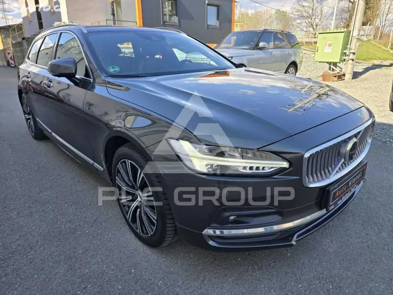 2021 Volvo V90