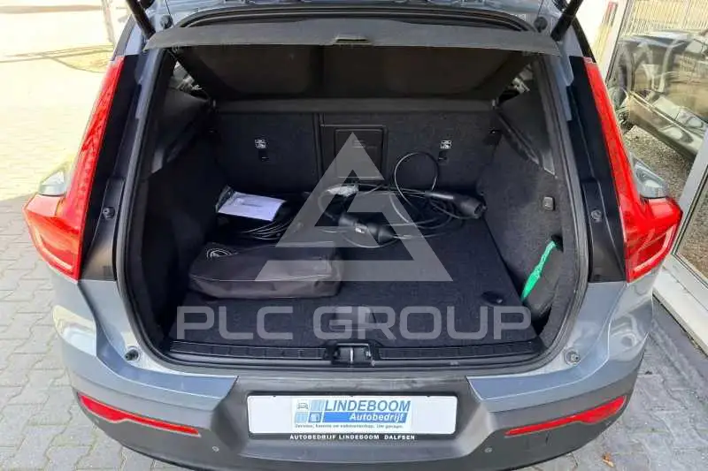 2021 Volvo XC40