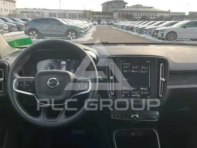 2021 Volvo XC40