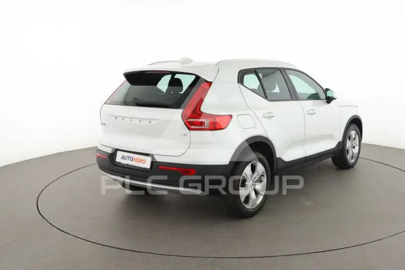 2021 Volvo XC40