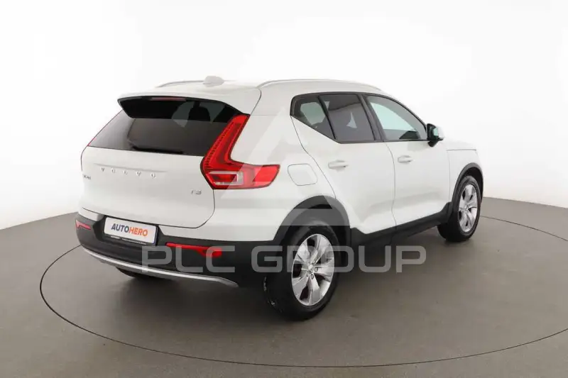 2021 Volvo XC40