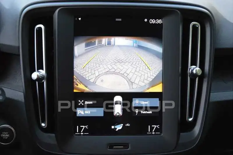 2021 Volvo XC40