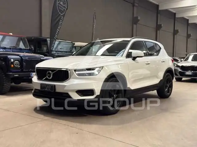 2021 Volvo XC40