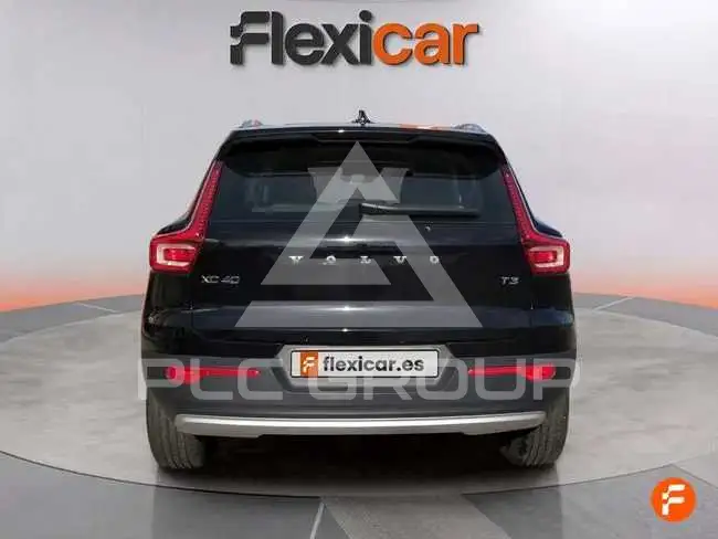 2021 Volvo XC40