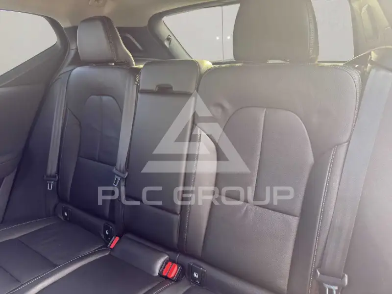 2021 Volvo XC40