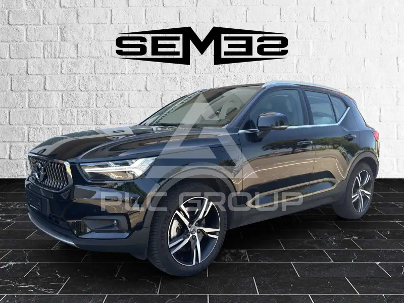 2021 Volvo XC40