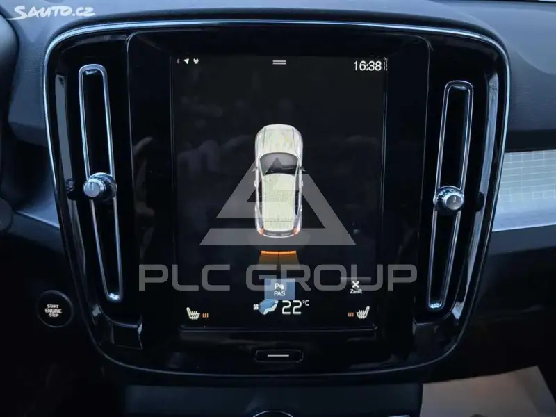 2021 Volvo XC40