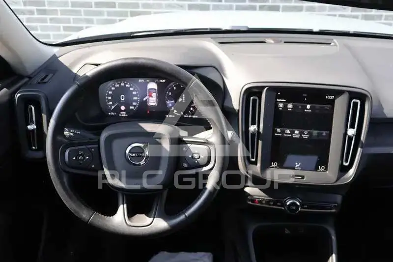 2021 Volvo XC40