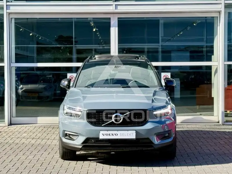 2021 Volvo XC40
