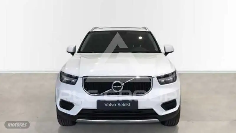 2021 Volvo XC40