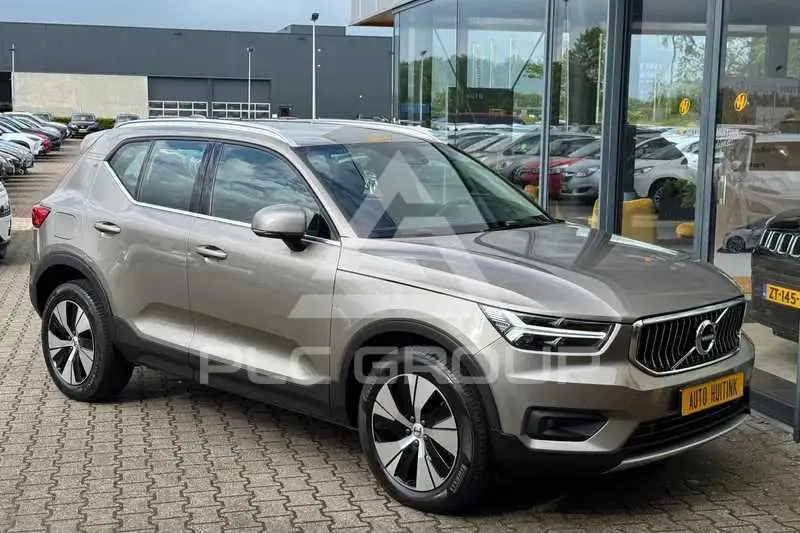 2021 Volvo XC40