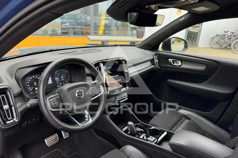 2021 Volvo XC40
