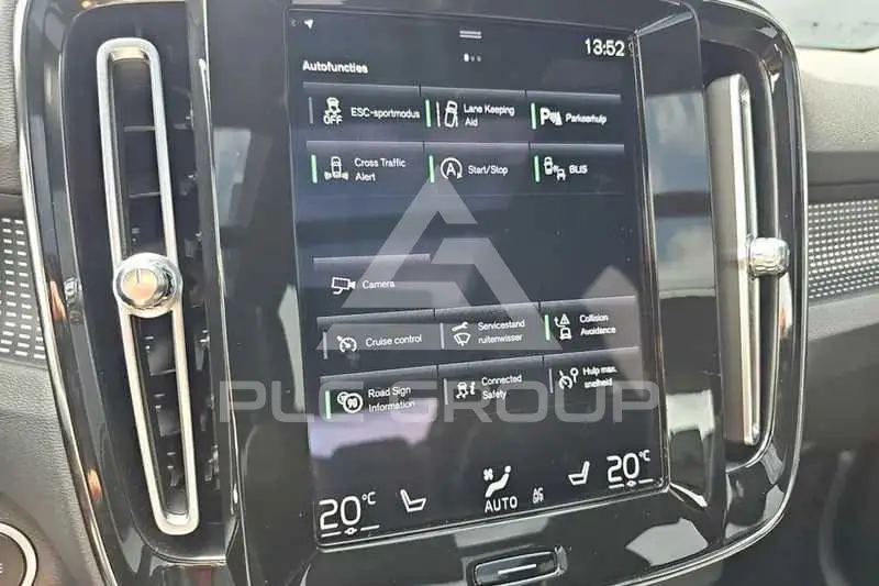 2021 Volvo XC40