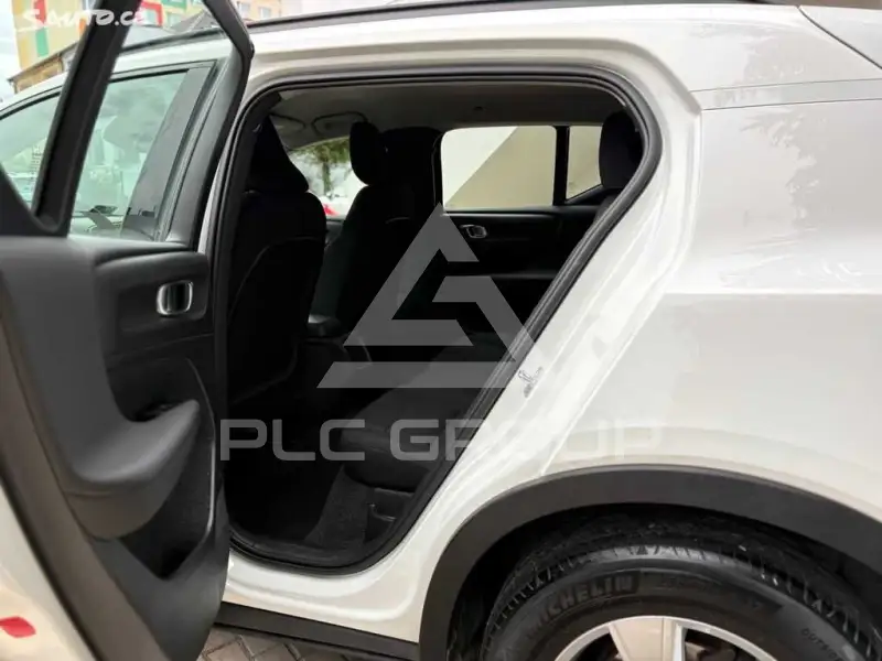 2021 Volvo XC40
