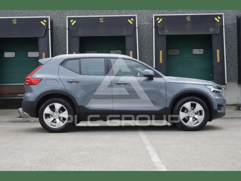 2021 Volvo XC40