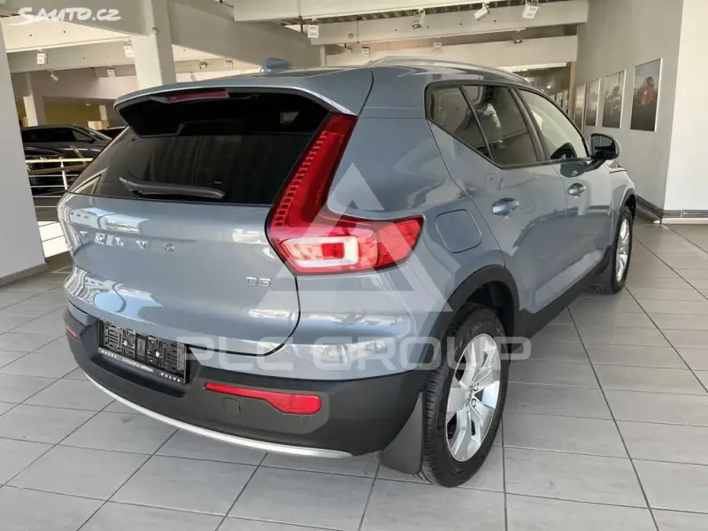 2021 Volvo XC40