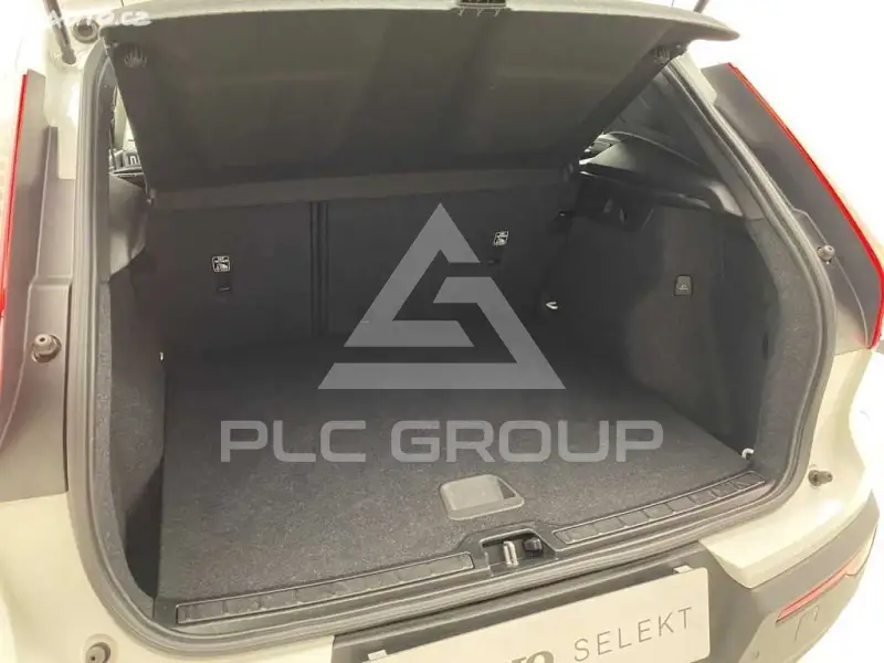 2021 Volvo XC40